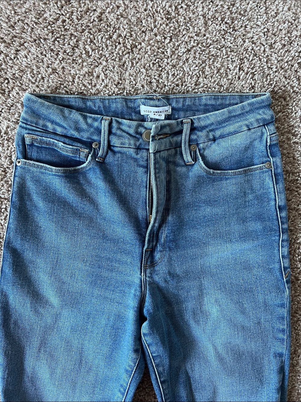 Good American Straight Leg Ripped Blue Jeans - Picture 7 of 10